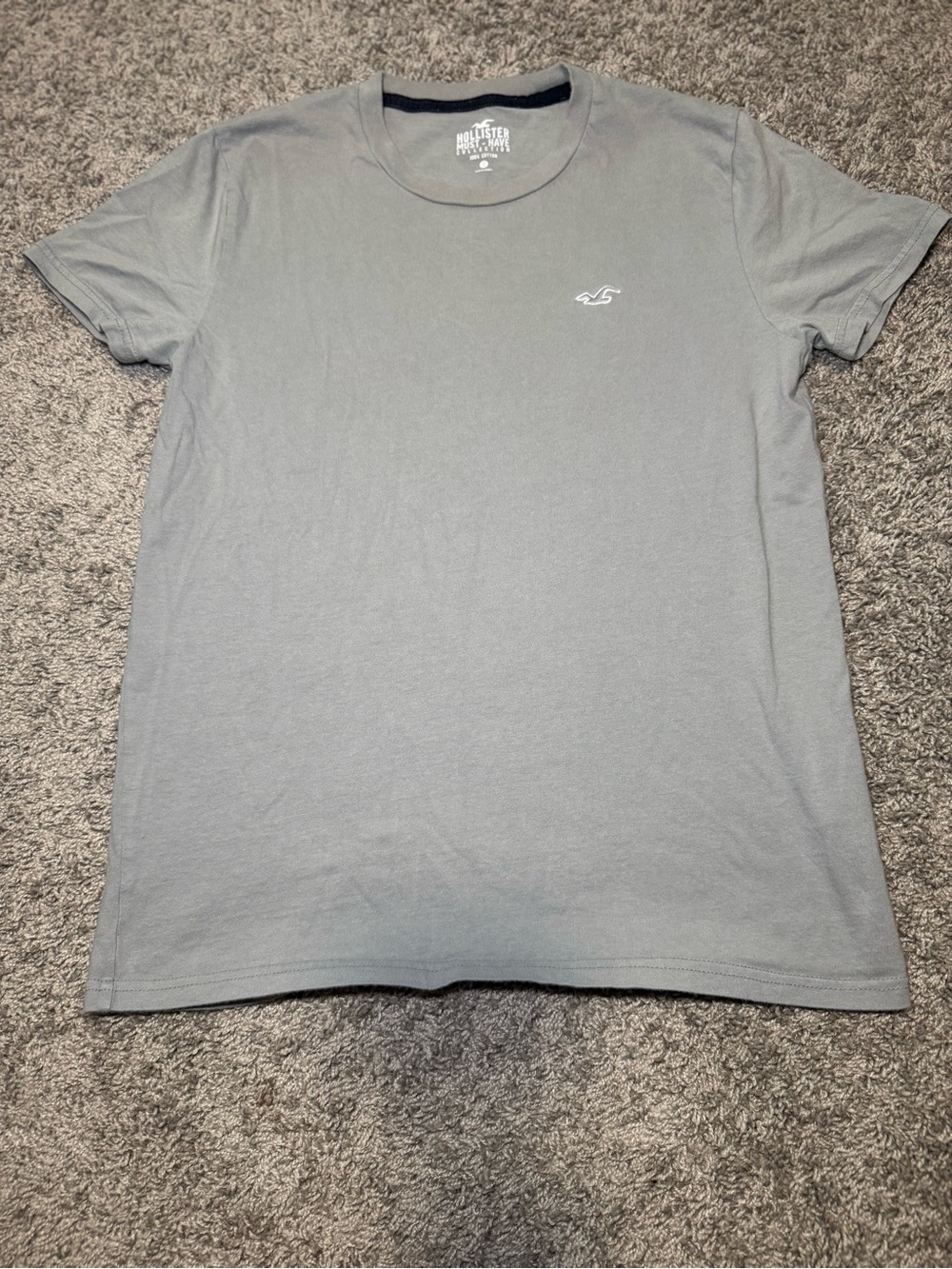 Hollister Men's Light Gray Crew Neck Short Sleeve Tee